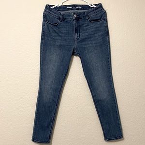 Old Navy Petite High-Rise Super Skinny Jeans